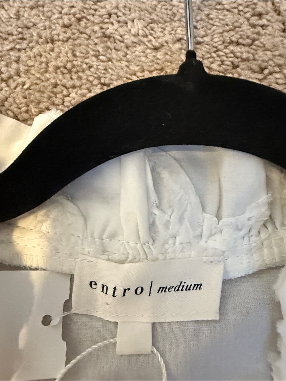 entro White Floral Embroidered Ruffle Sleeve Button-Front Blouse - Picture 2 of 13